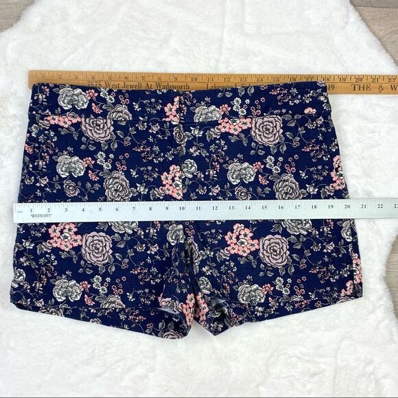Ann Taylor LOFT Riviera Floral Woven Flat Front Shorts Size 10 Blue - Picture 10 of 10